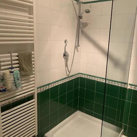 Bed En Bubbels Bennie En Liisa Рипатрансоне