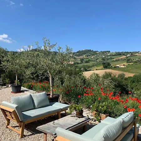 Bed En Bubbels Bennie En Liisa